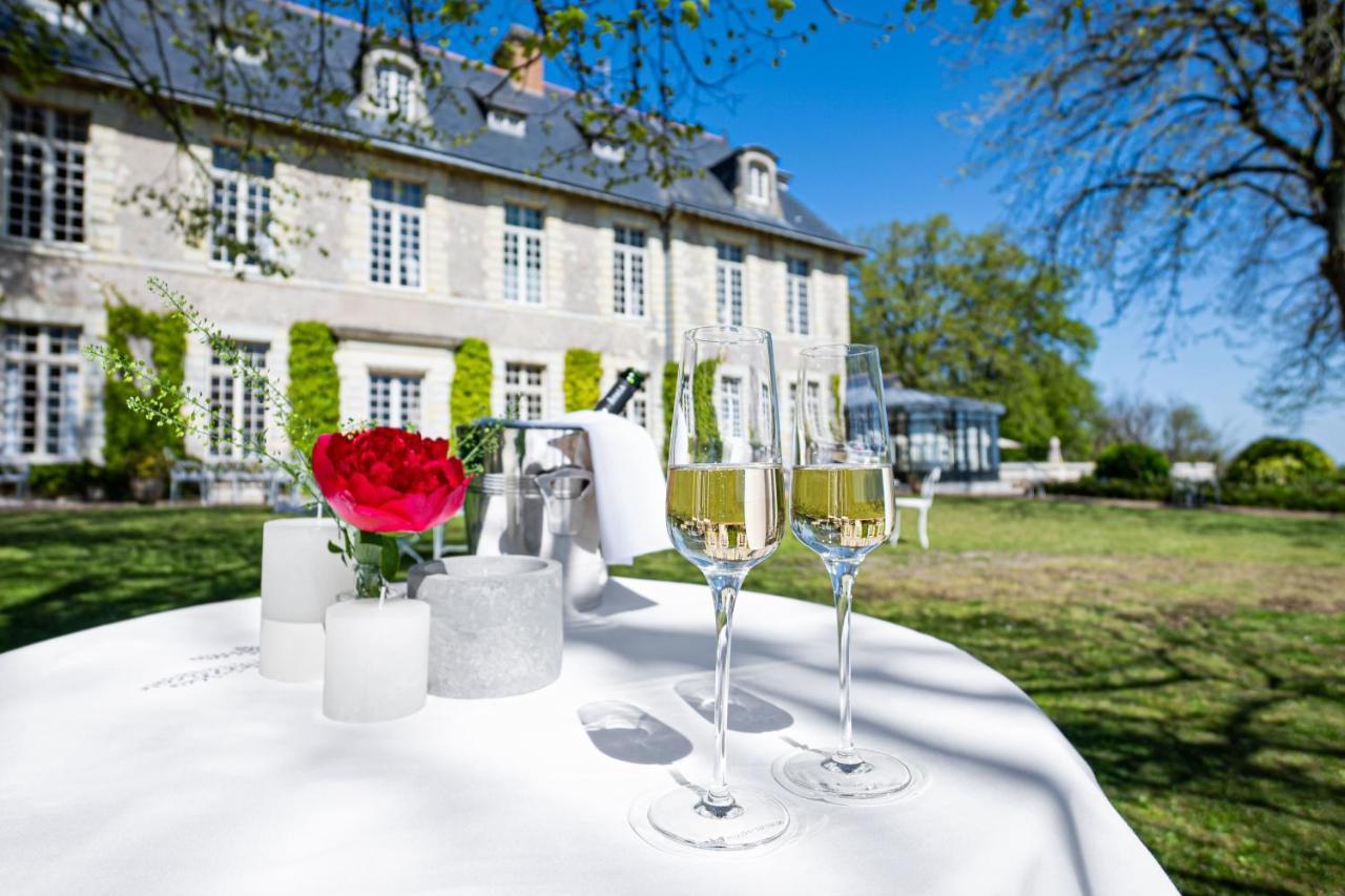 Chateau De Noirieux Briollay Exteriér fotografie