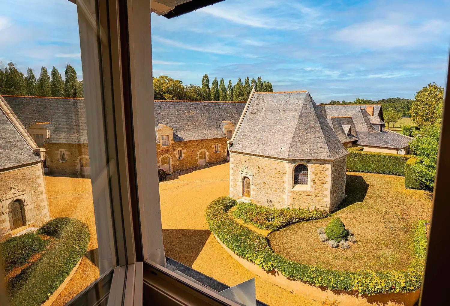 Chateau De Noirieux Briollay Exteriér fotografie